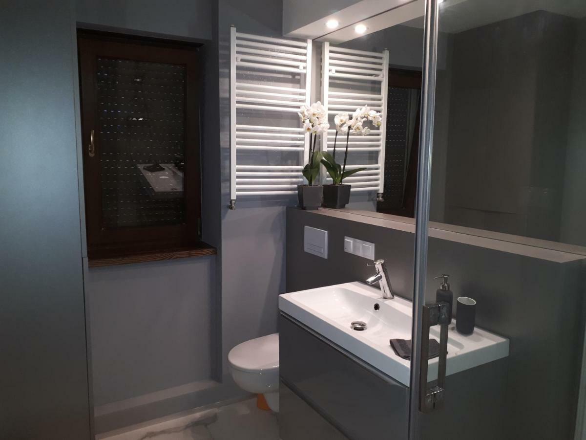 Apartamenty Centrum- Kochanowskiego -Dawniej Two-Bedroom Apartment Zielona Gora  Luaran gambar