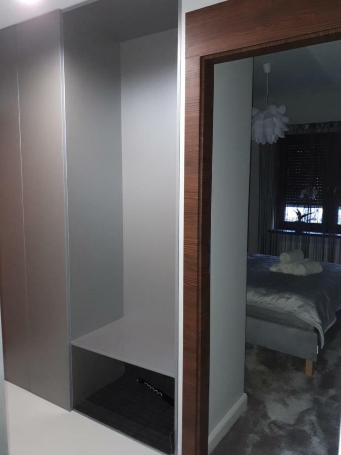 Apartamenty Centrum- Kochanowskiego -Dawniej Two-Bedroom Apartment Zielona Gora  Luaran gambar