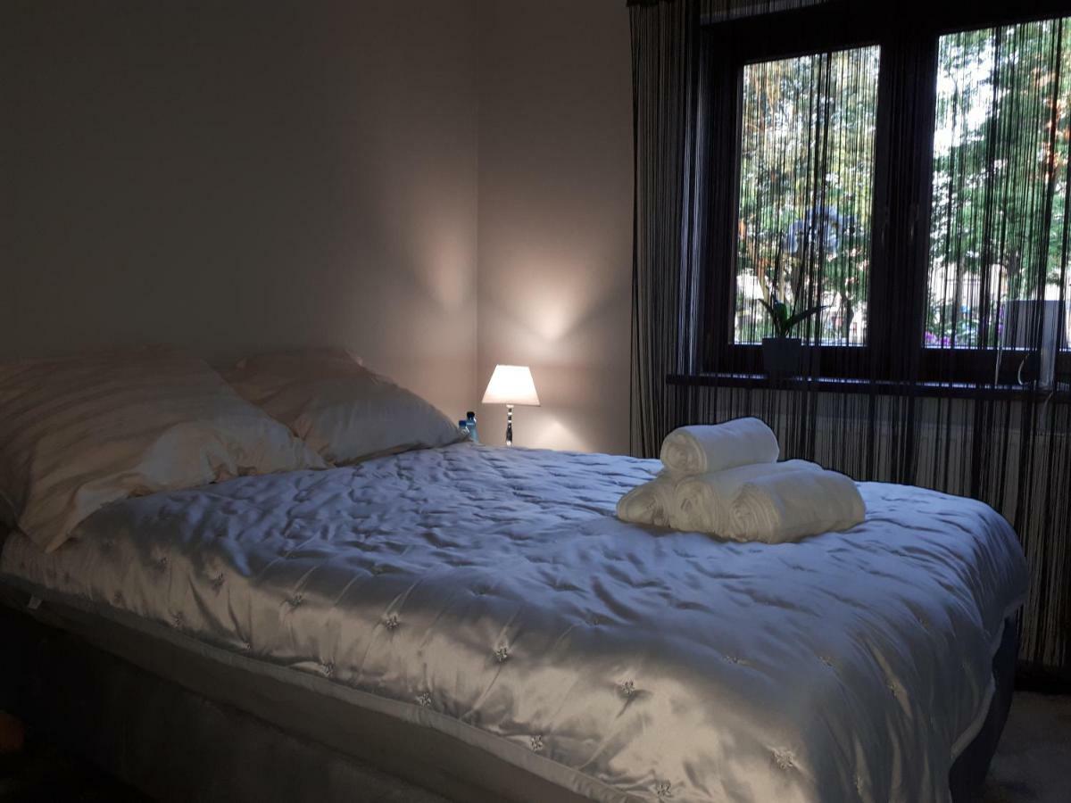 Apartamenty Centrum- Kochanowskiego -Dawniej Two-Bedroom Apartment Zielona Gora  Luaran gambar