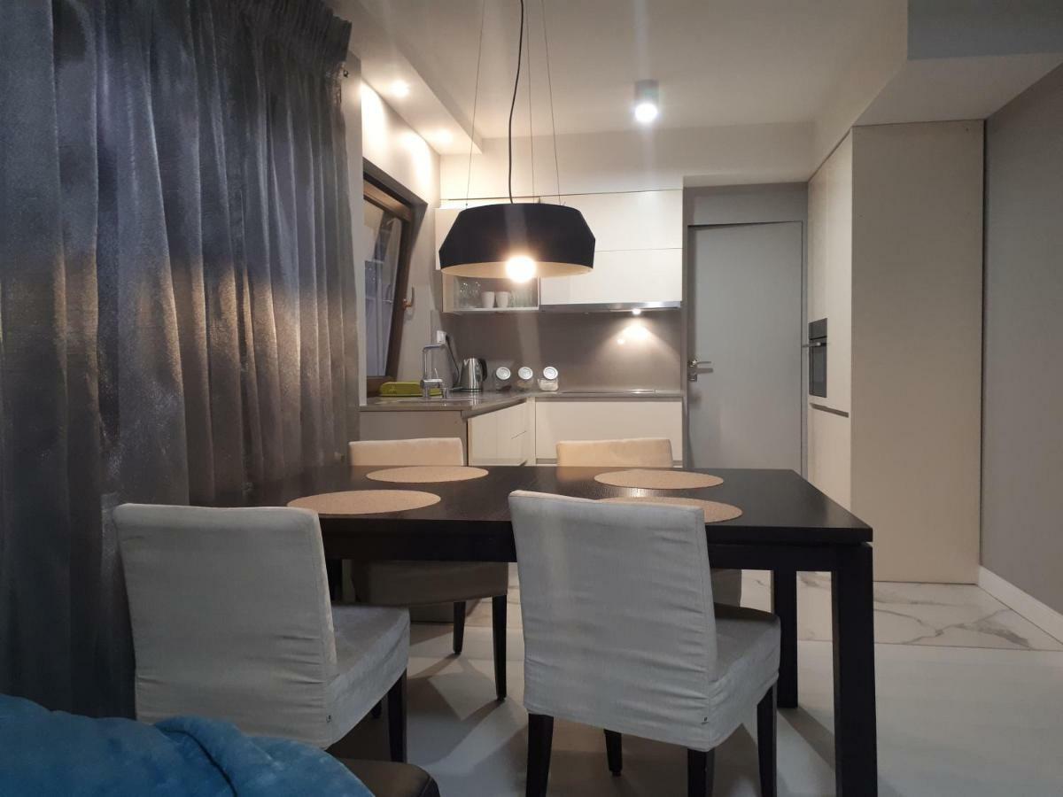Apartamenty Centrum- Kochanowskiego -Dawniej Two-Bedroom Apartment Zielona Gora  Luaran gambar