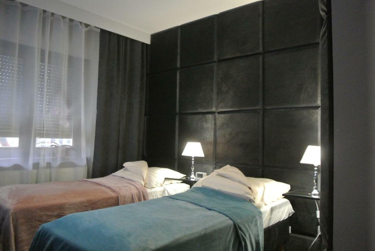 Apartamenty Centrum- Kochanowskiego -Dawniej Two-Bedroom Apartment Zielona Gora  Luaran gambar